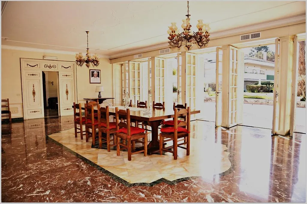 Casa Per Ferie Cardinal G. Guarino Bed & Breakfast Rome Italy