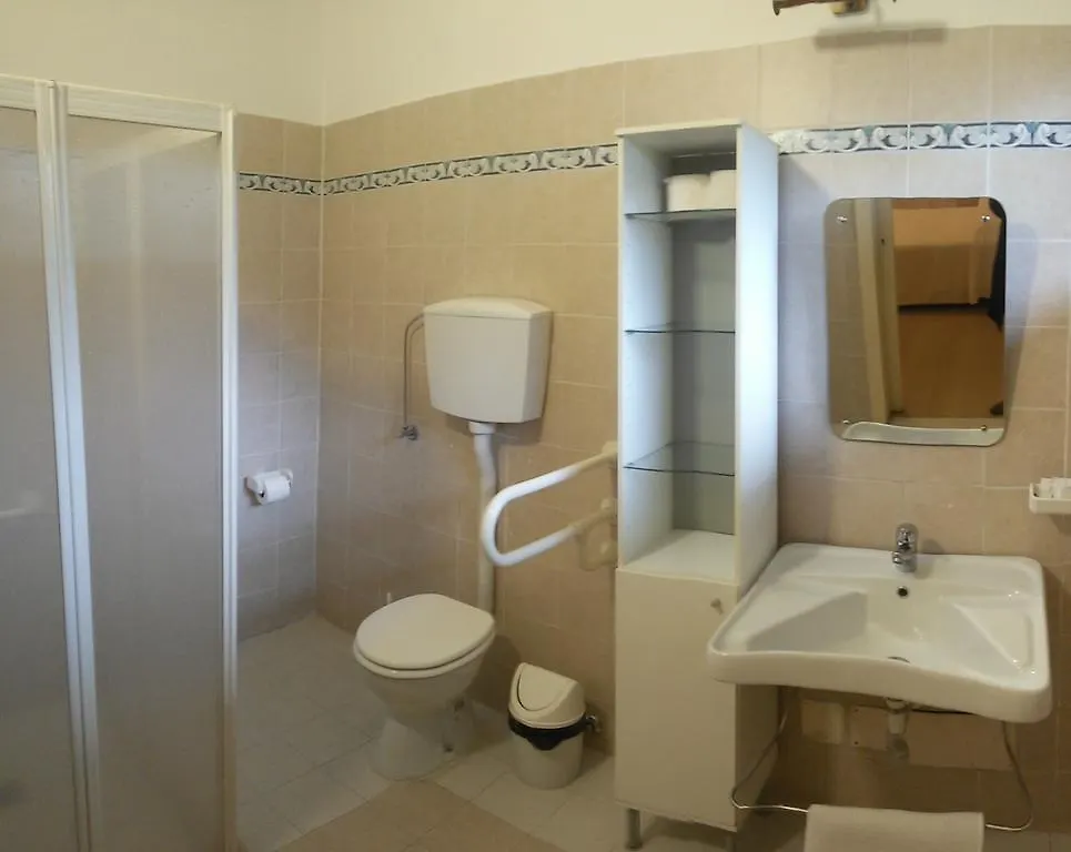 Casa Per Ferie Cardinal G. Guarino Bed & Breakfast Rome